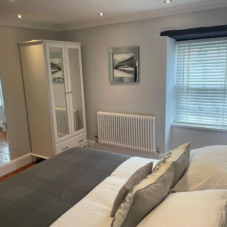 Vila 17 Eastgate Cowbridge Exteriér fotografie