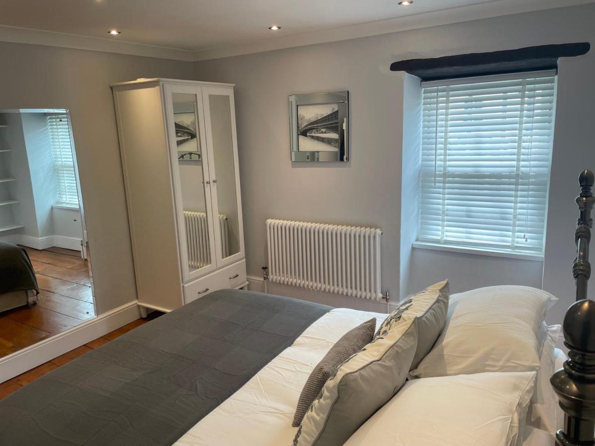 Vila 17 Eastgate Cowbridge Exteriér fotografie